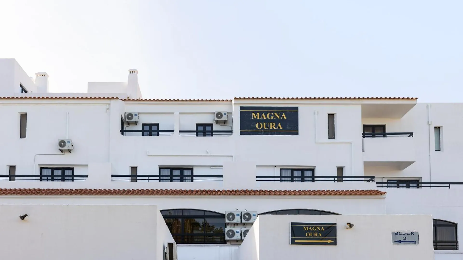 Magna Oura Hotel Albufeira 3*,