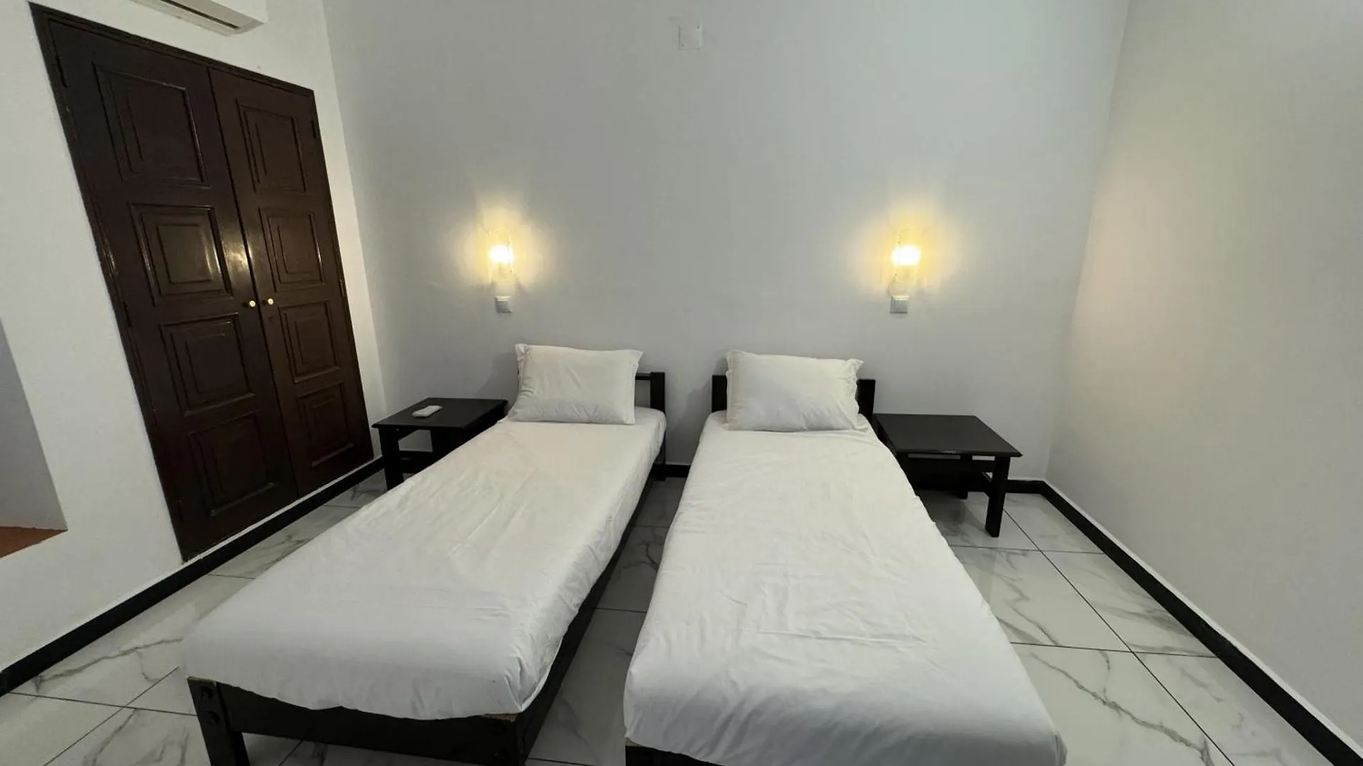 Magna Oura Hotel Albufeira 3*,