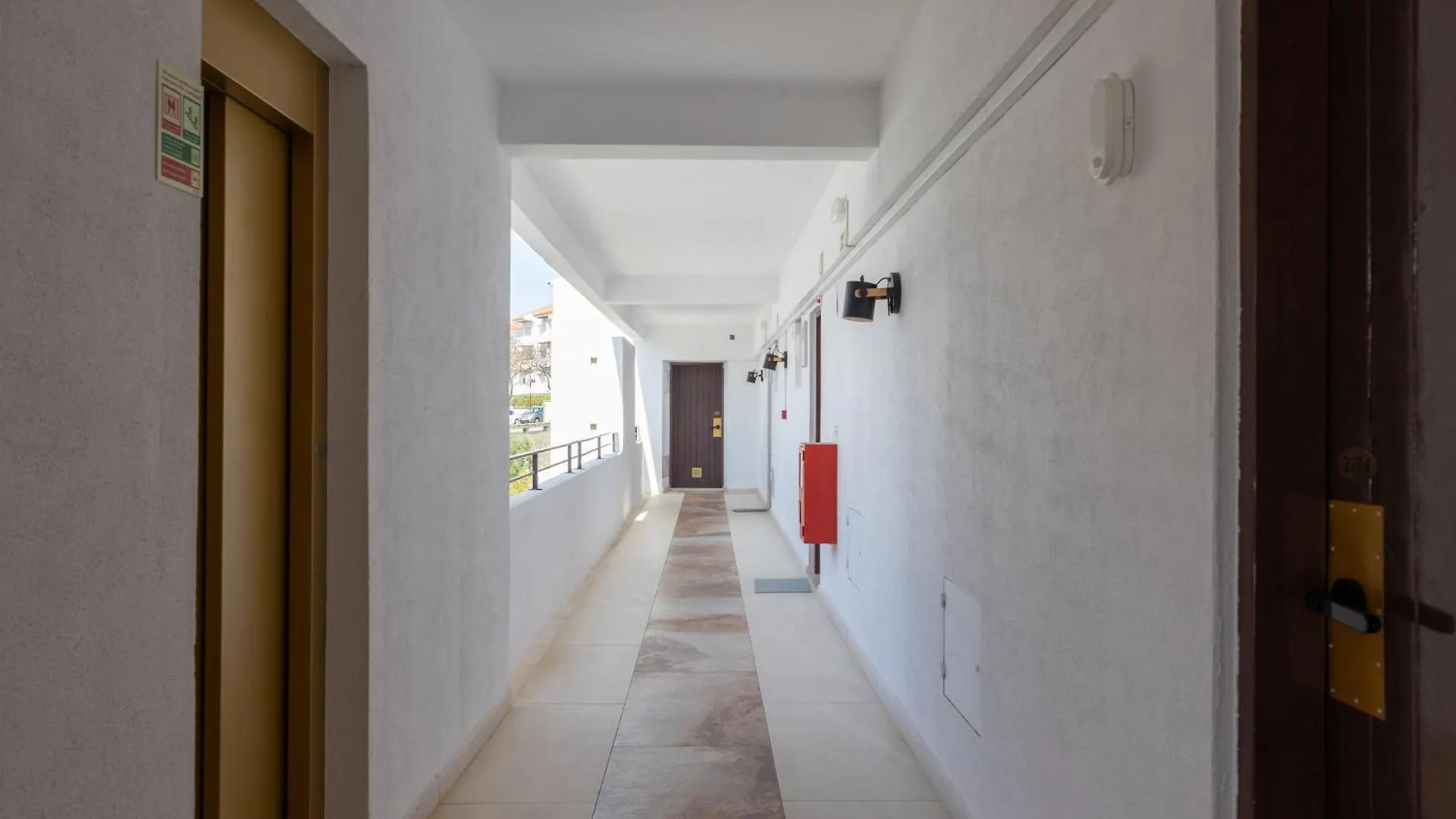 Magna Oura Hotell Albufeira