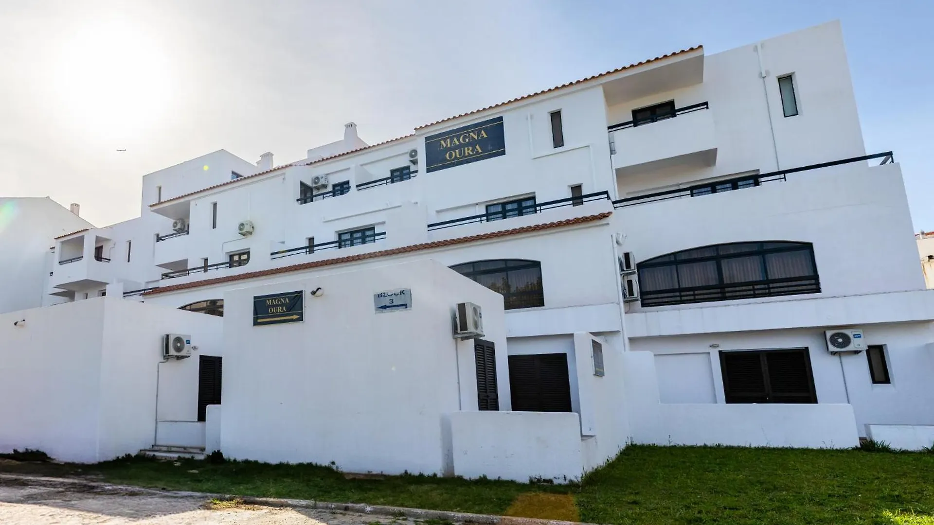 Magna Oura Hotell Albufeira 3*,